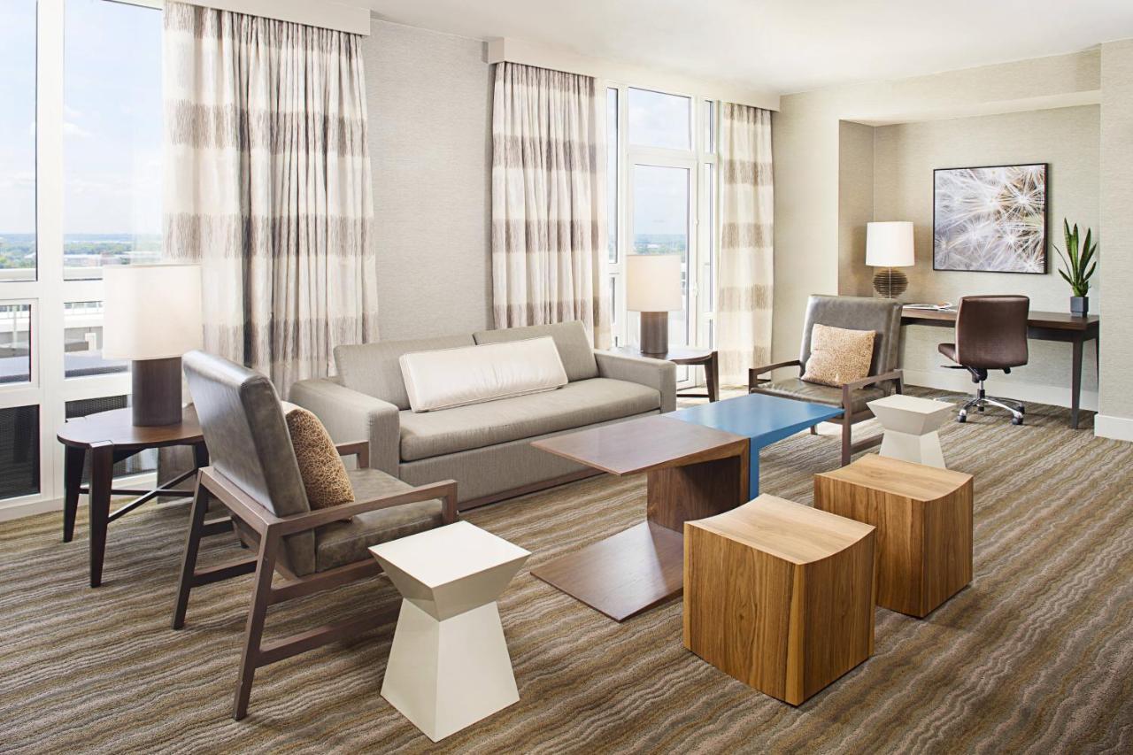 The Westin Chicago North Shore Wheeling Exterior photo